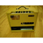 Fender Blues Junior Lacquered Tweed Guitar Amplifier